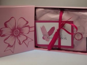 Glossybox Valentins-Edition Unpacking Glossybox Valentins-Edition Unpacking
