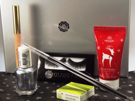 Gesamter Inhalt Glossybox Bejeweled-Edition mit Pinsel Gesamter Inhalt Glossybox Bejeweled-Edition mit Pinsel