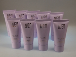 Alien Bodylotion mit Schimmer Alien Bodylotion mit Schimmer