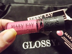 Mary Kay NouriShinePlus Liploss Mary Kay NouriShinePlus Liploss