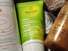 Weledea Citrus Feuchtigkeitslotion in der Glossy Weledea Citrus Feuchtigkeitslotion in der Glossy