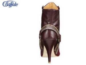 Perfektes Modell für Schuhtick